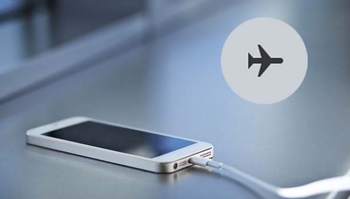 Điện thoại để chế độ máy bay có hại cho trẻ sơ sinh không?